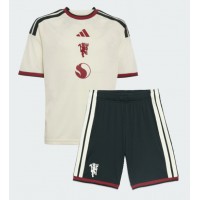 Dětský fotbalový dres Manchester United Mason Mount #7 2026-27 Třetí Krátký Rukáv (+ trenýrky)